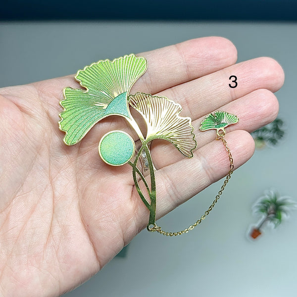 📖 Marque-Page en Métal