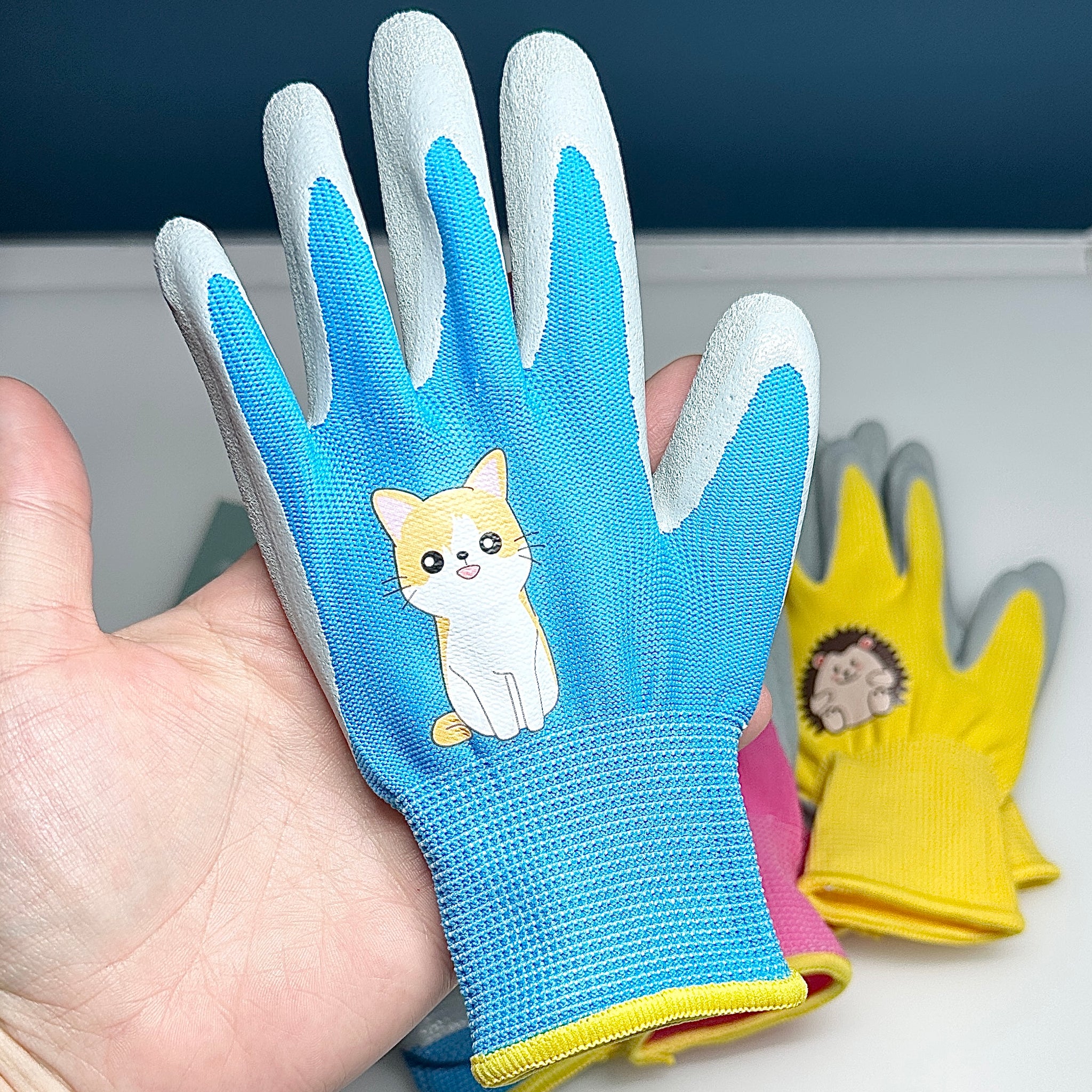 🧤 Gants de Protection pour Enfants – Amusants et Résistants 🌈