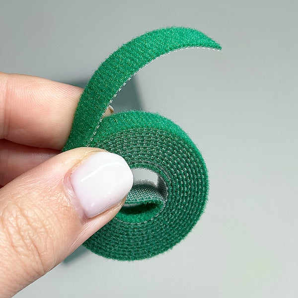 🌿 Rouleau d’attache pour plantes en nylon – Réglable, réutilisable et solide