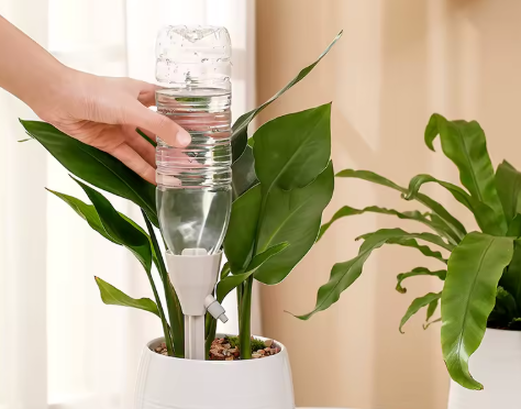💧 Kit d’auto-arrosage pour plantes – Système d’irrigation automatique réglable Blanc