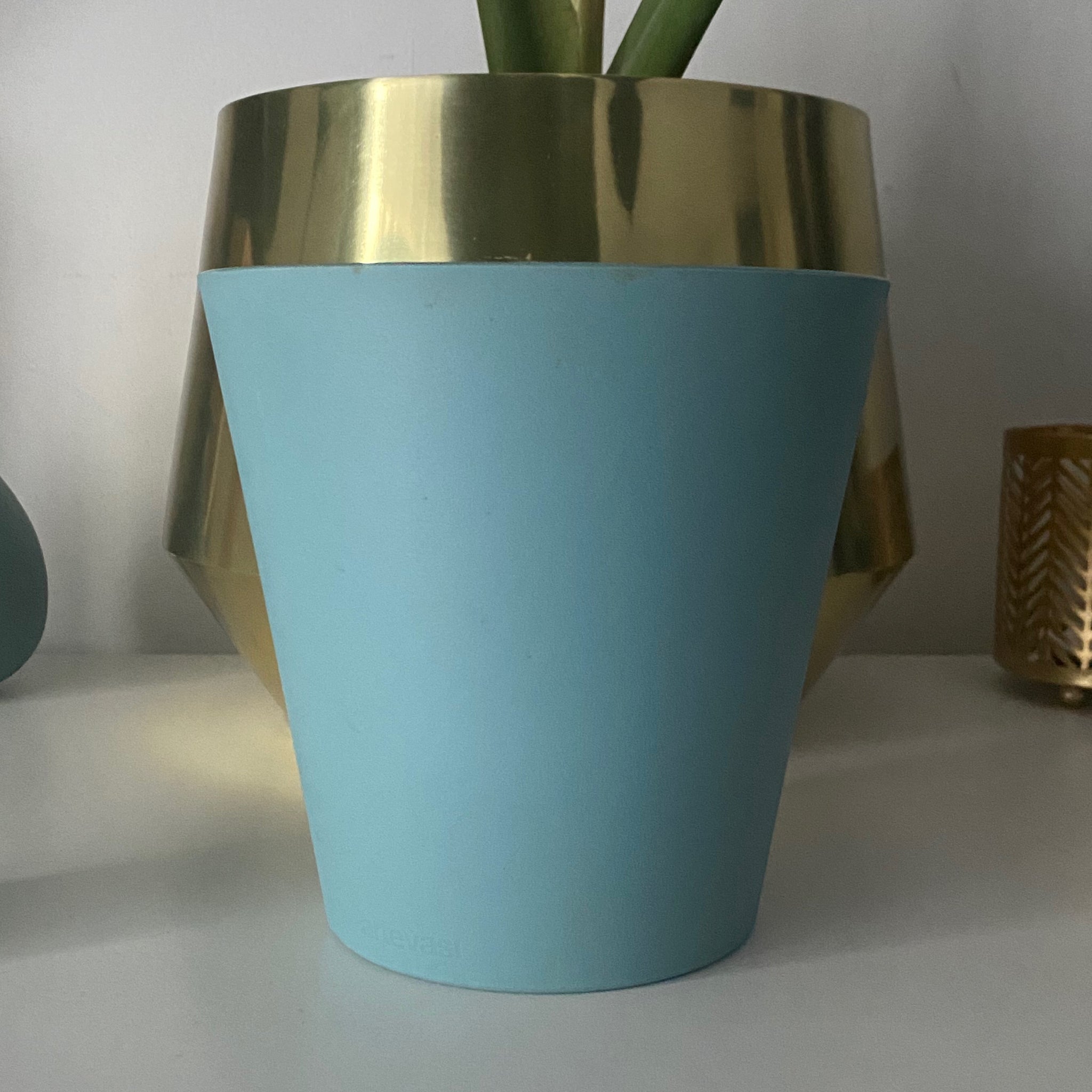 Cache Pot Bleu Plastique M